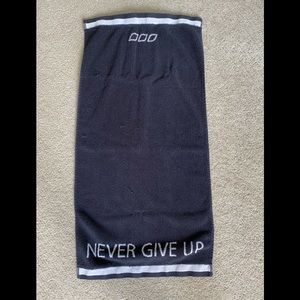 Lorna Jane sweat towel